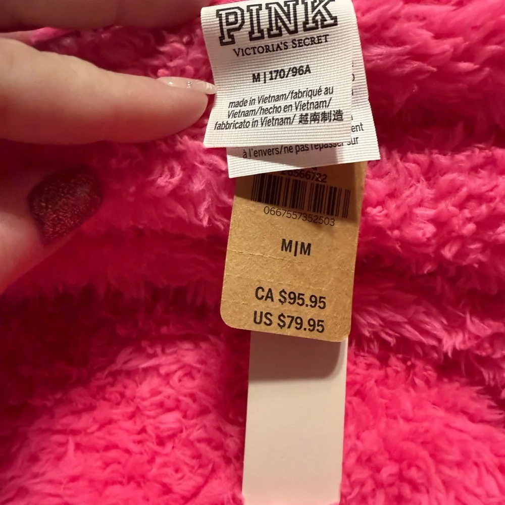 NWT! Cozy Pink Fleece Jacket - Picture 3 of 3